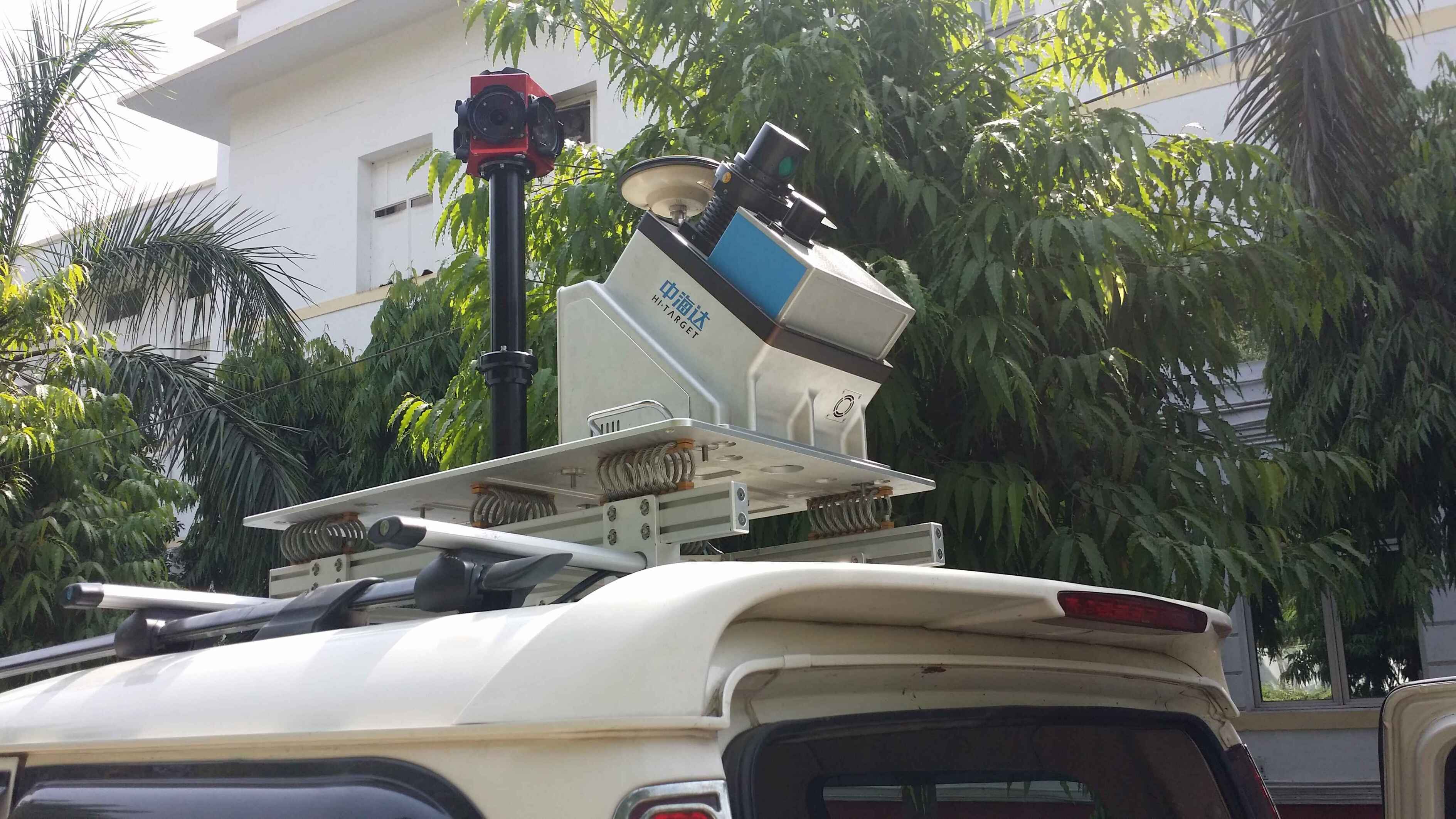 Hi-Target Mobile Mapping System make its first appearance in India